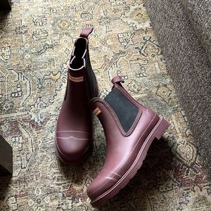 Hunter Chelsea rain boots